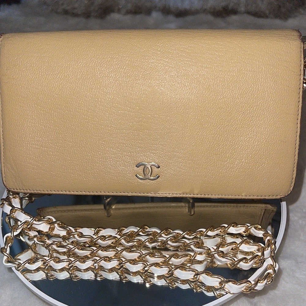 Chanel bifold wallet